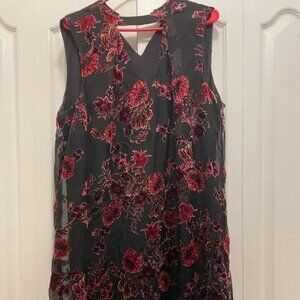 Black and red velvet print dress size 18/20